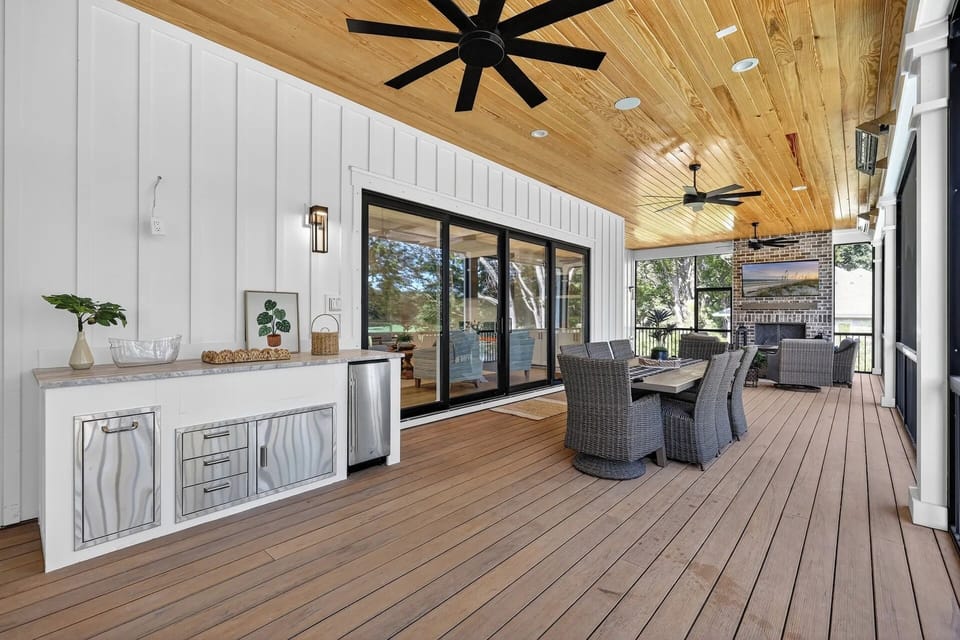 Screened Patio at 66 Dune Lane