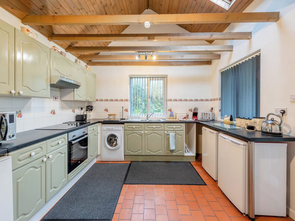 Kitchen | Rhydyfran Coach House, Cribyn, near Lampeter