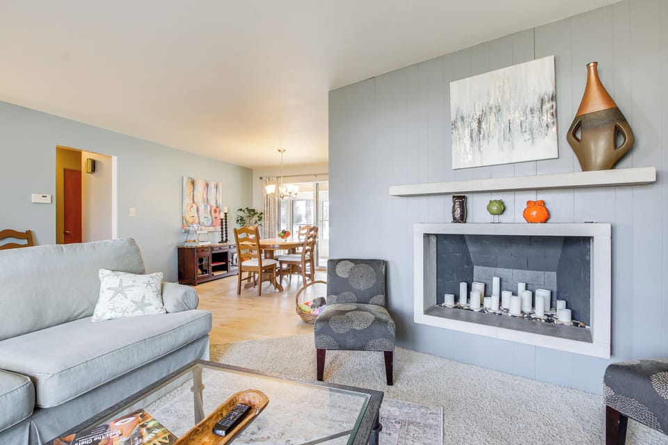 Menasha Vacation Rental | 3BR | 2BA | 2 Steps to Enter | 1,423 Sq Ft