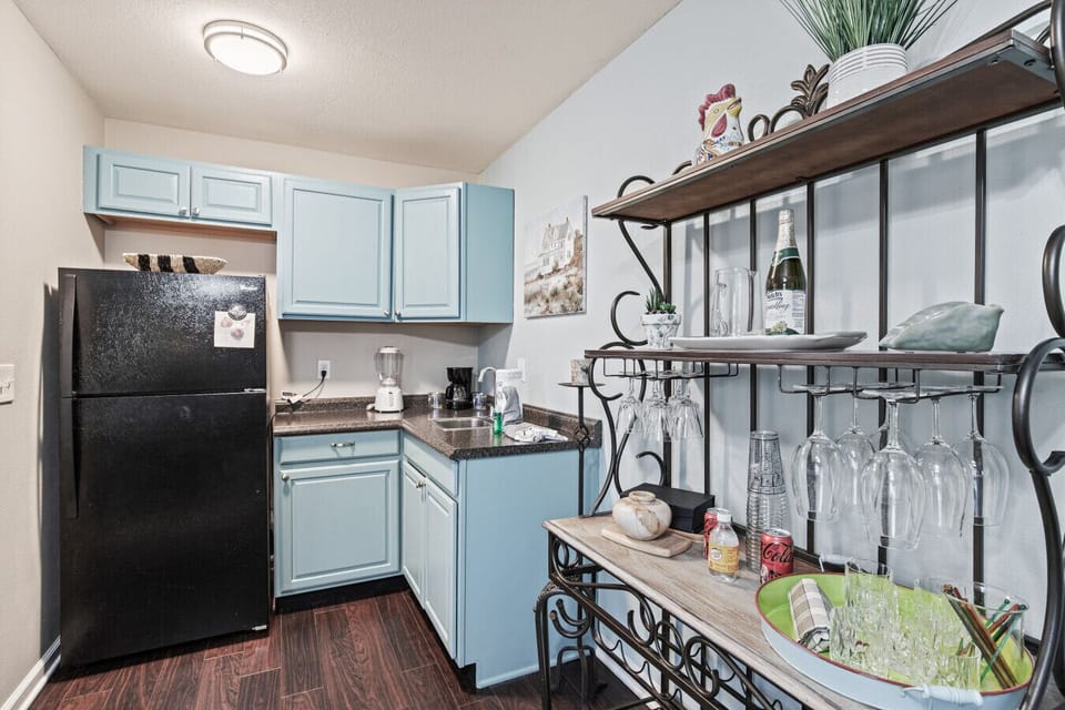 Convenient In-Law Kitchenette Space