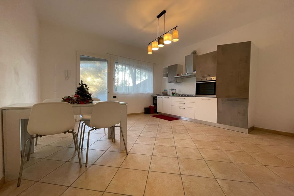Kitchen and dining area