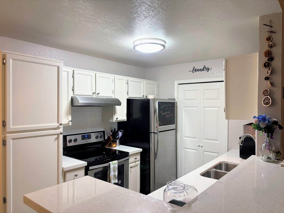 Fully equipped kitchen with everything you need for home-cooked meals