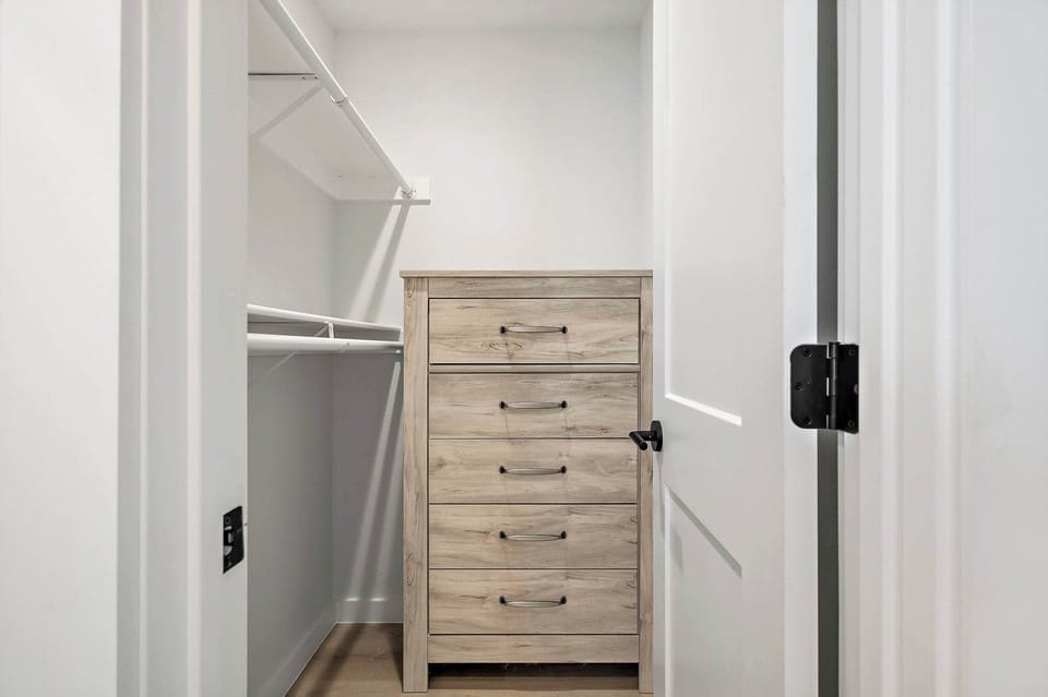 Bedroom - Closet