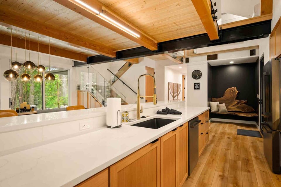 "This house is beautiful and in a great setting. The design and decor is top tier." - Paul