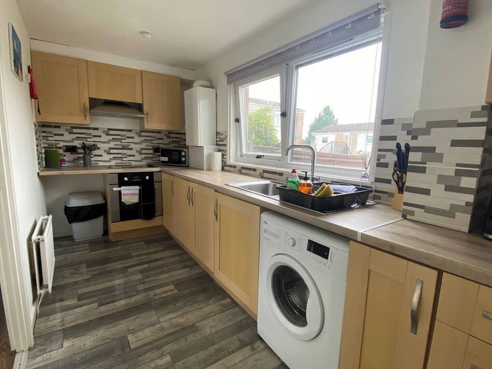 Fully Equipped Spacious Kitchen