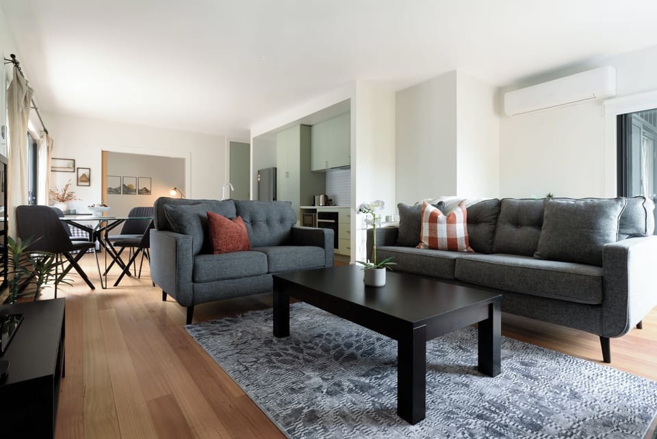 Modern Comfort with Seamless Flow