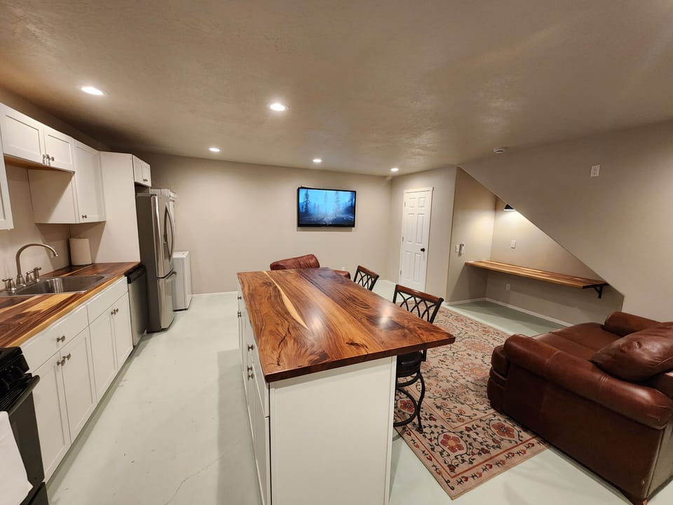 Alt View of Great Room