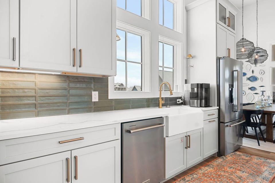 Kitchen, 3rd Floor