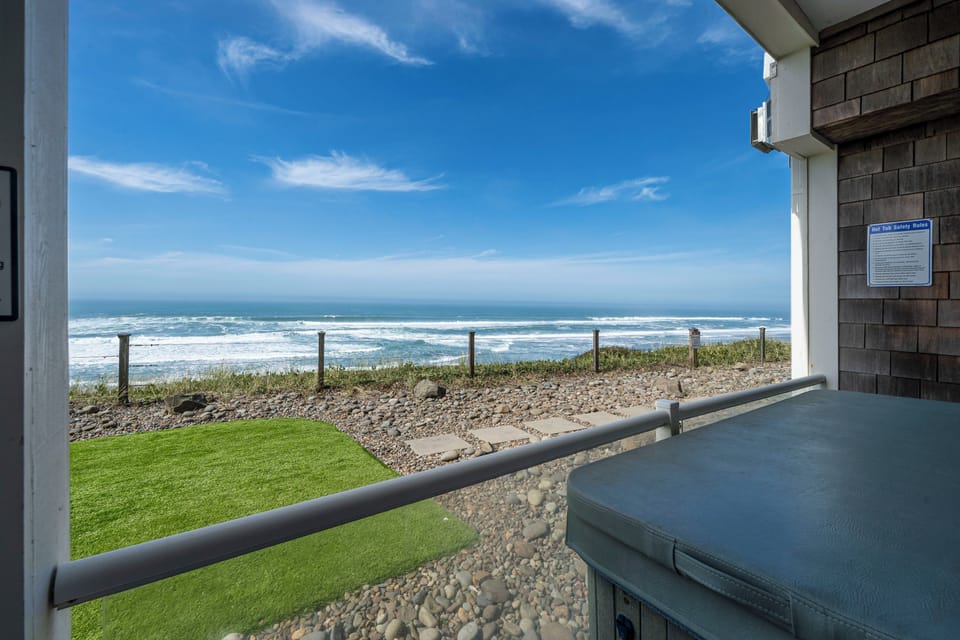 Private hot tub