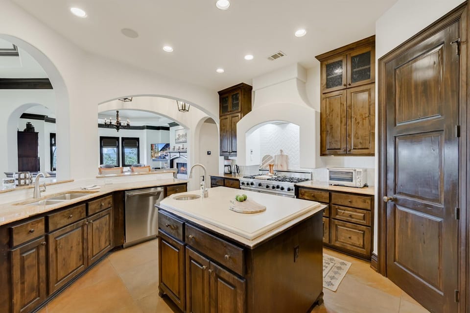 Kitchen- Main Level