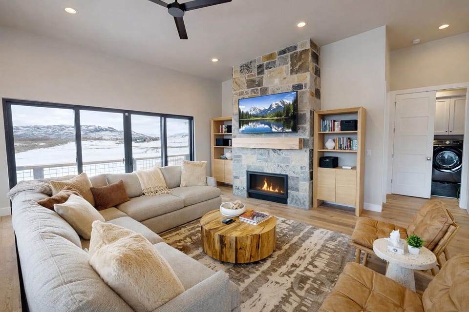 Experience luxury in this brand-new 4-bedroom townhouse. Enjoy a modern chef's kitchen, private hot tub, and game room, all just minutes from the new Deer Valley East Village.