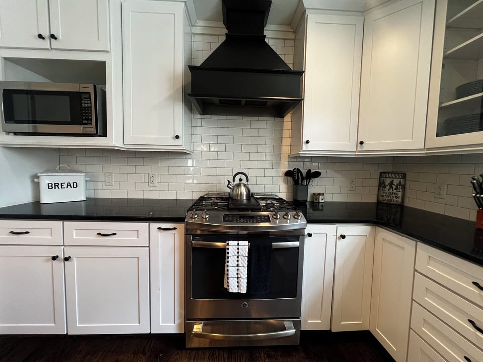 Gas stove