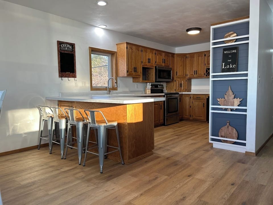 Fully Stocked Kitchen