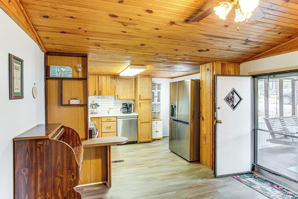 Kitchen | Cooking Basics | Dual Coffee Maker | Microwave | Toaster | Blender