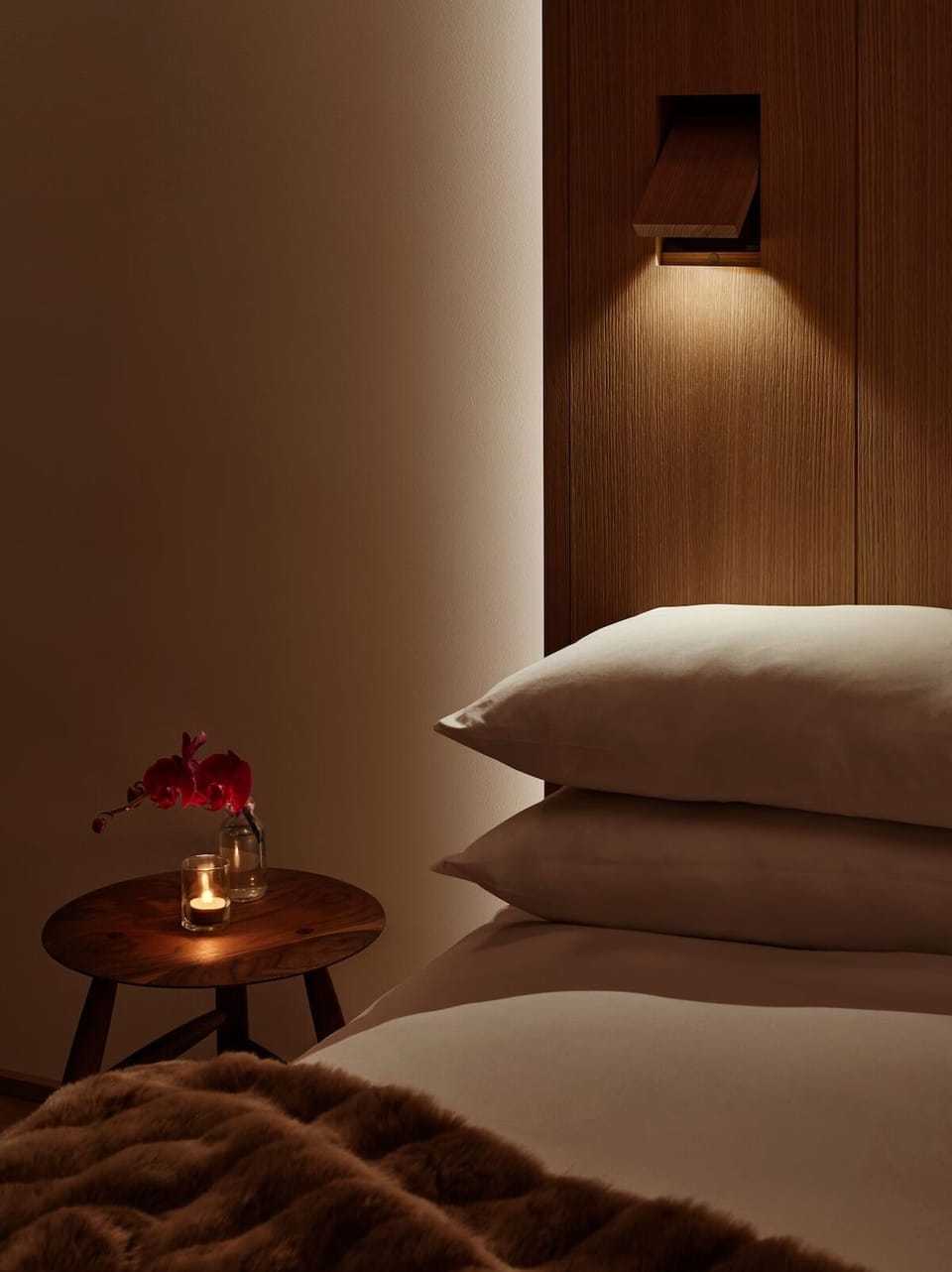 Unit w/ comfortable bed