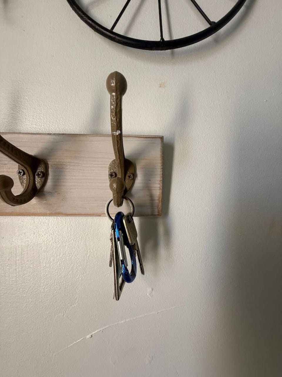 Keys to access the storage & Beach access Gate
