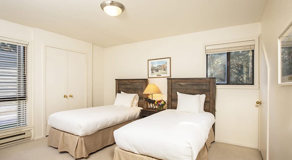 Settle into twin beds—ideal for kids, friends, or coworkers.