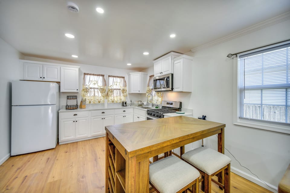 Kitchen | Keurig Coffee Maker