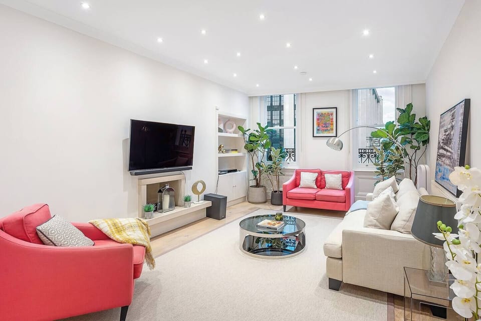 Living Area (1)