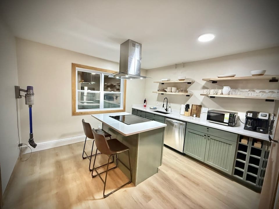 Unit B Kitchen