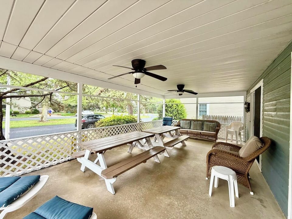 PropertyImg1
