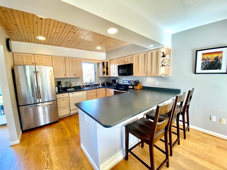 PropertyImg4