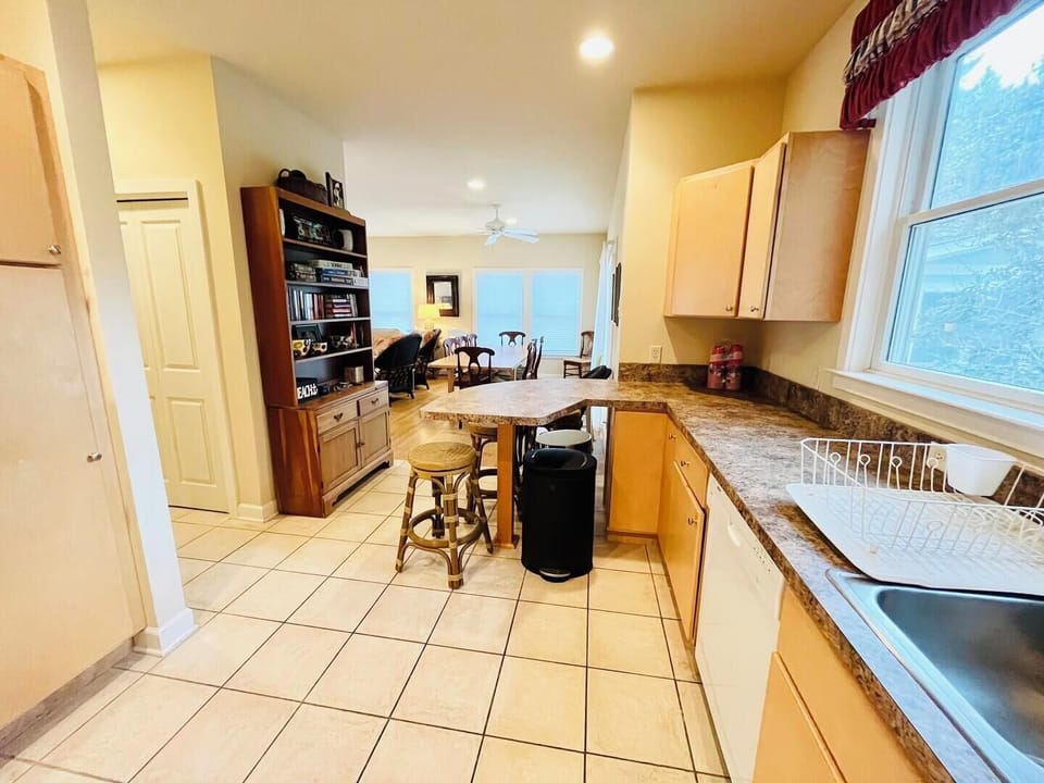 PropertyImg4