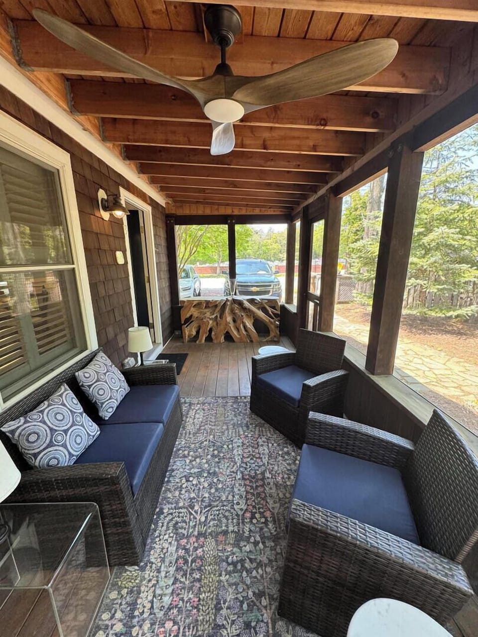 PropertyImg1