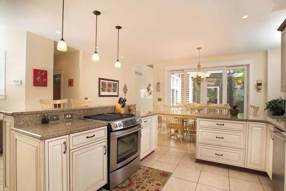 PropertyImg3