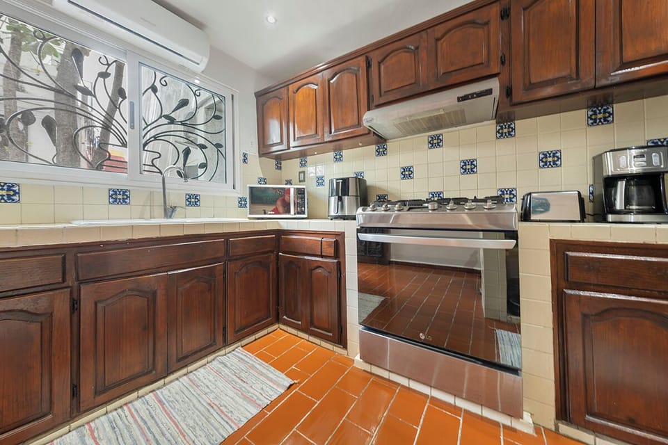 Shared Kitchen (1)