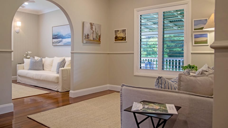 Somerset | Sitting Room | Stylish Decor