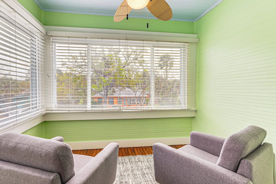 Furnished Sunroom