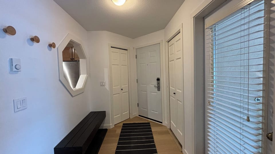 Entry way to the condo