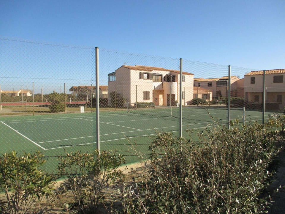 Sport court