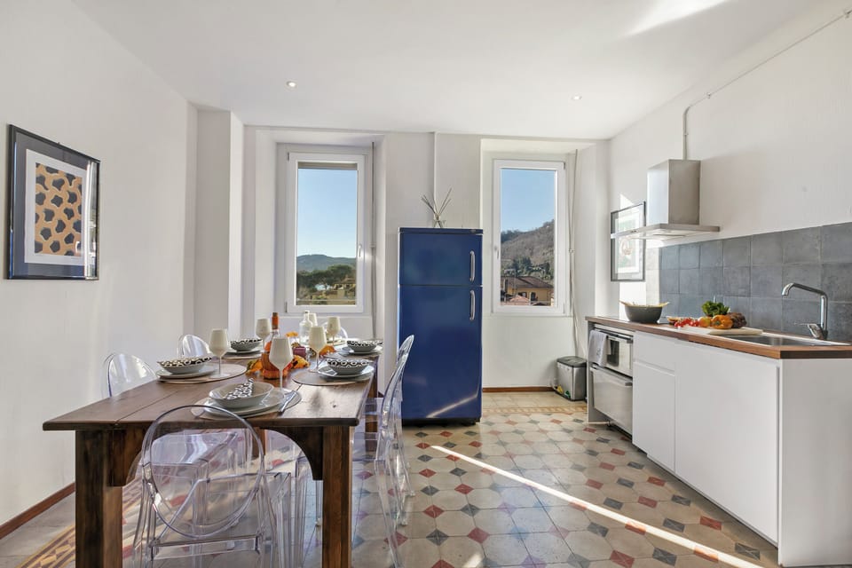 Kitchen and dining area