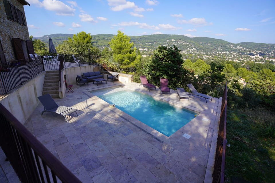 Swimming Pool, Flagstone, Shade, Estate, Resort, Villa, Hacienda, Eco Hotel, Outdoor Furniture, Water Feature