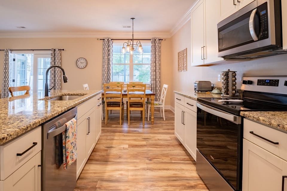 Kitchen and Dining Open Floor Plan