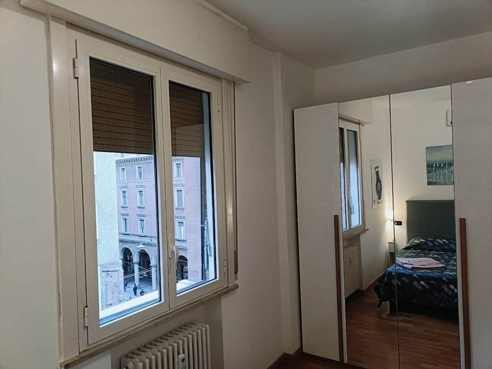Bedroom 1 - Portici view