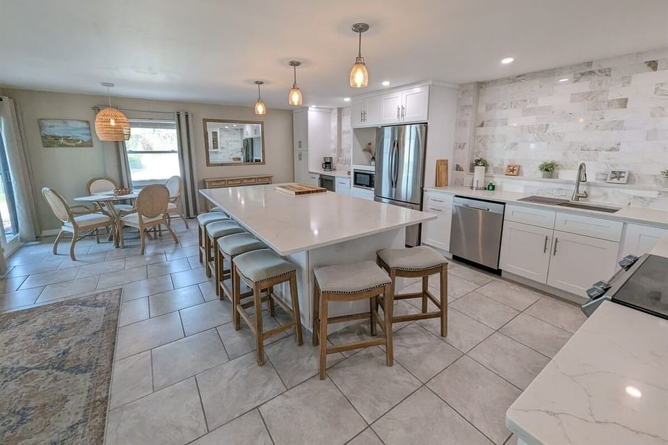 Kitchen with ample island seating