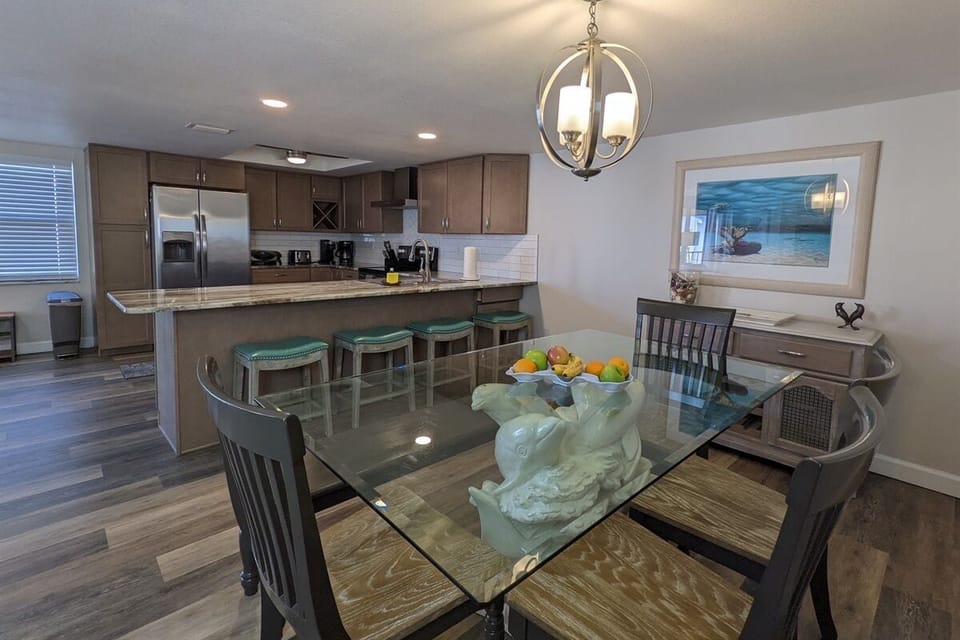 Dining off of Kitchen