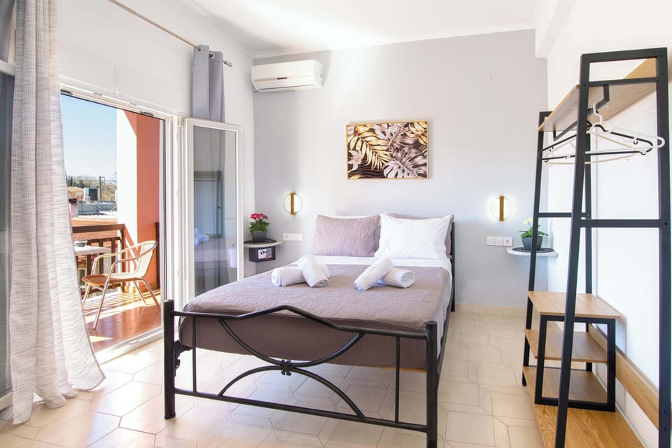 Bedroom 1 – Bright and Airy Double Room – Spacious layout with natural light and soft tones.