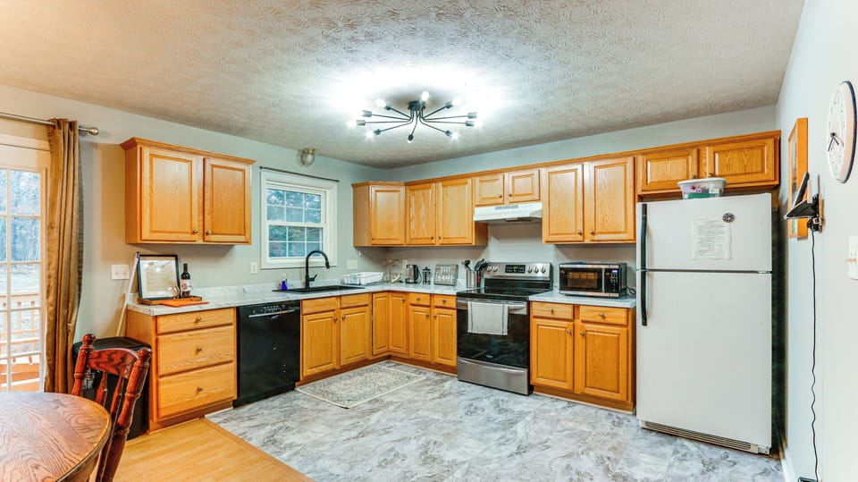 Kitchen | Upper Floor | Cooking Basics