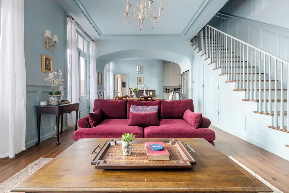 The Brighton and Carriage House