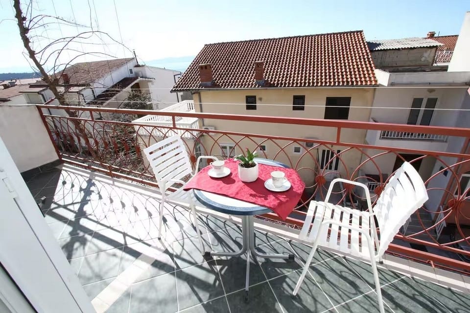 Balcony 1