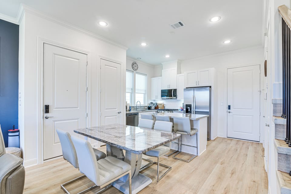 Dining Table | Dishware & Flatware | 1st Floor