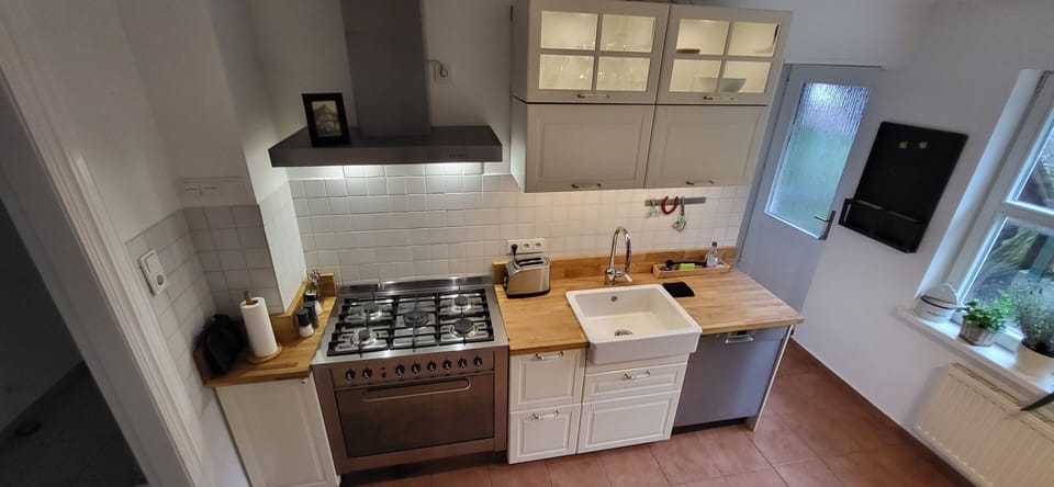Vacation apartment with connection to stadiums / city center - Holiday apartment with Apartment in Hamburg