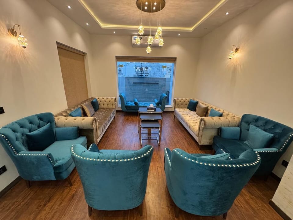 Official Living rooms for the guests 