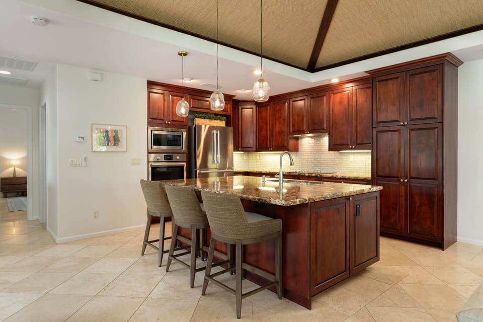 Additional seating at the large kitchen island