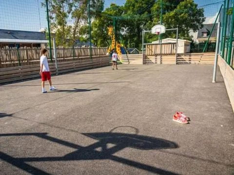 Sport court