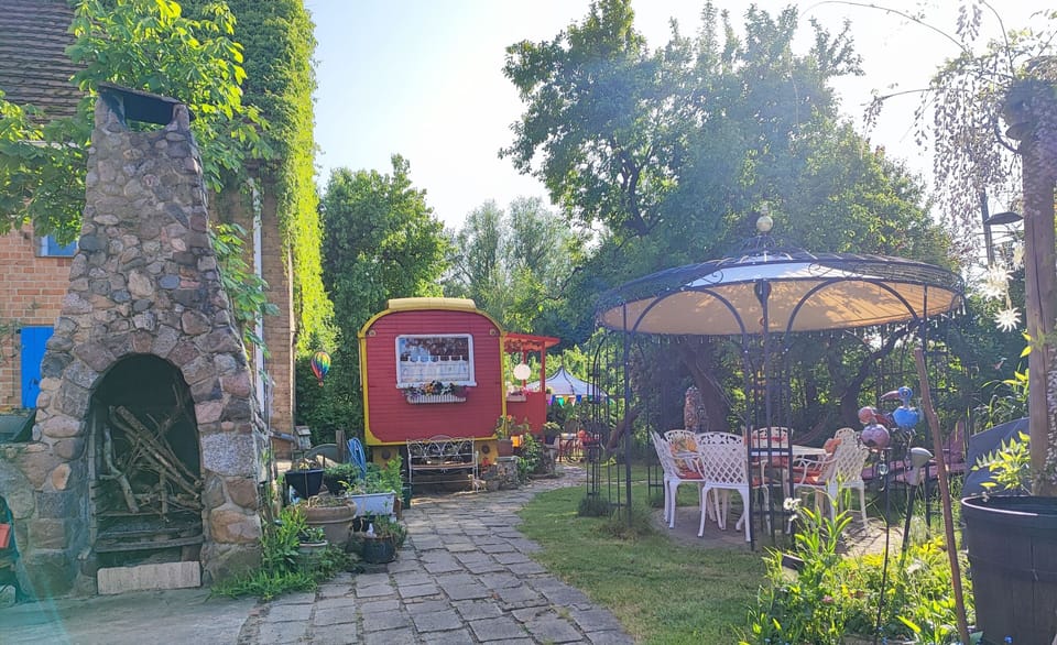 FW Sommerflair - Anna Müritz - Romantic Mecklenburg estate by the river Farm Stay in Mecklenburgische Seenplatte